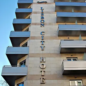 By Hotell