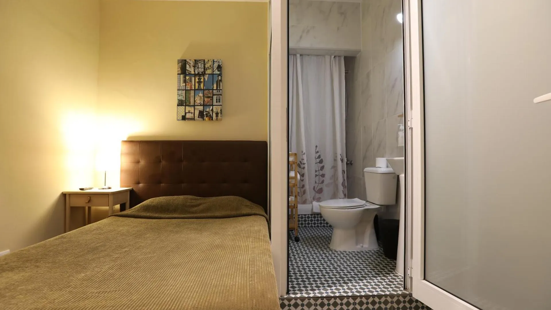 V Dinastia Hotel Lisbon 2*,